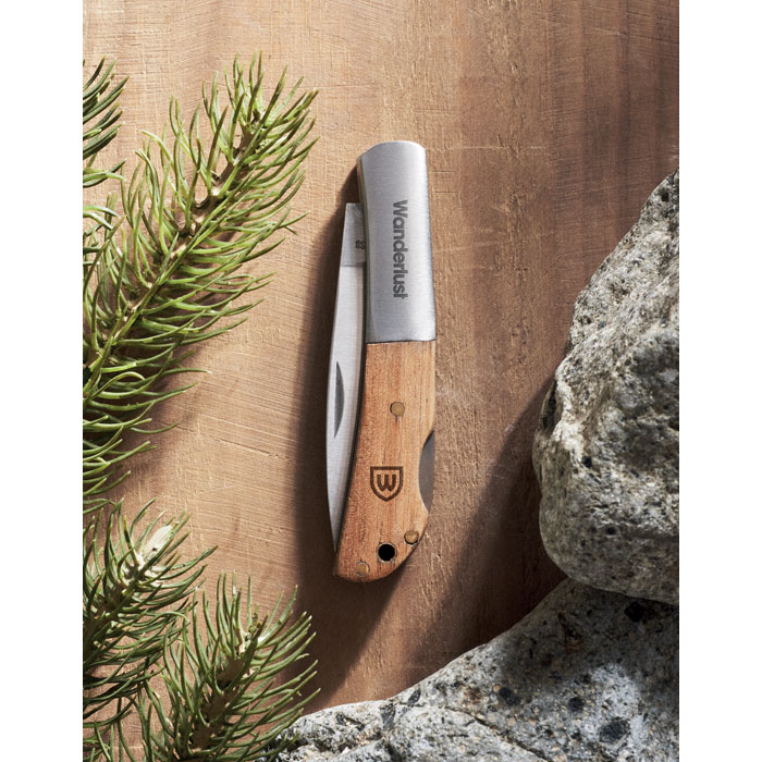 SKARP - Foldable knife in acacia wood