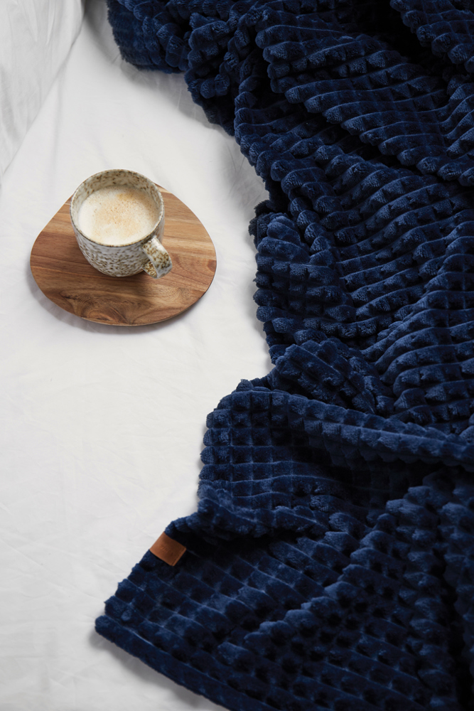 VINGA Branson GRS recycled pet blanket